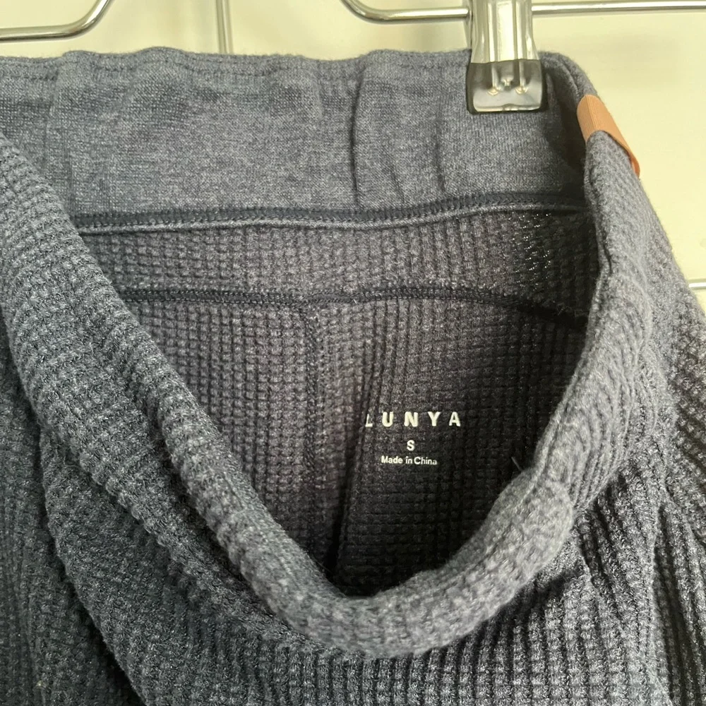 Lunya Restore Thermal Legging - Picture 4 of 6